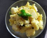 A picture of step 3 of Masala Idli.
