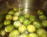 Foto del paso 2 de la receta: Repollitos de brucela a la crema