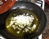 Foto del paso 3 de la receta: Supremas de bacalao y merluza en salsa con habas baby