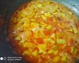A picture of step 2 of Cucumber tomato sabji.