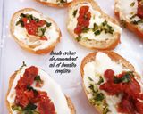 Une image de l'étape 3 de Toasts crème de camembert ail et Tomates confites 🍅.