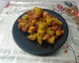 गाजर आलू की सब्जी (gajar aloo ki sabzi recipe in Hindi) रेसिपी चरण 3 फोटो