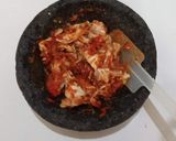 Foto langkah ke 3 dari resep Sambal kol goreng.