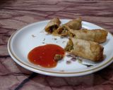A picture of step 7 of Chicken veg macroni roll.