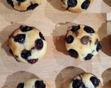 A picture of step 8 of Blueberry muffin with yoghurt.