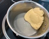 รูปขั้นตอนการทำที่ 1 ของ ชูครีมวนิลานมสด (สูตรหวานนุ่ม)