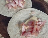 Foto del paso 2 de la receta: Paquetitos express 🫔 de panceta y huevo