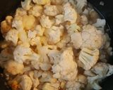 Foto del paso 2 de la receta: Crema de coliflor y nuez moscada