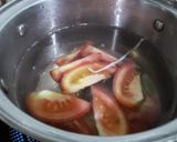 Hình bước làm 3 của món Canh nấm kim châm nấu thịt viên