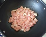 Foto langkah ke 2 dari resep Elicoidali Chicken Alfredo.