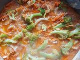 Mihun "Merk Srikaya" goreng dengan cumi