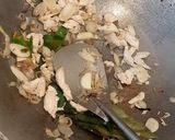 Foto langkah ke 2 dari resep Nasi Liwet Dadakan Rice Cooker&Kukusan.