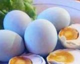 Foto langkah ke 7 dari resep Telur asin praktis.