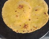 A picture of step 3 of Bajre ka thepla.