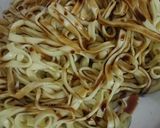 Foto langkah ke 1 dari resep 1234. Mi Gepeng Goreng Tauge.