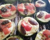 Foto del paso 2 de la receta: Mini pizzetas zapallo italiano