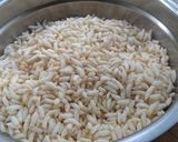 A picture of step 1 of Spicy puffed rice (masala murmure).