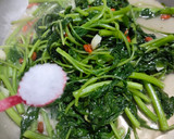 十分鐘上菜-熱炒蒜香枸杞活力菜的食譜步驟4照片
