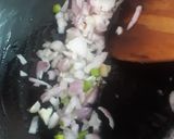 A picture of step 1 of Vegetable fried rice.
