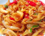 Foto langkah ke 6 dari resep Tumis Jamur Pedas.