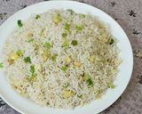 A picture of step 8 of Garlic fried rice.