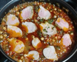 Foto del paso 11 de la receta: Guiso de garbanzos con acelgas y solomillo de cerdo
