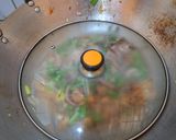 Foto langkah ke 6 dari resep Tumis Kuping Babi dan Buncis.