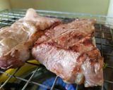 รูปขั้นตอนการทำที่ 2 ของ หมี่กระเฉดคอหมูย่าง