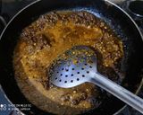 A picture of step 5 of Dabeli.