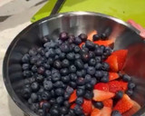 Foto del paso 2 de la receta: Crumble de frutos rojos ¡típica receta inglesa!