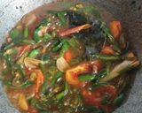 Foto langkah ke 5 dari resep Cumi tauco medan cabe hijau 😀😀.