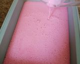 Foto del paso 3 de la receta: Gelatina mousse de frutos rojos🧁