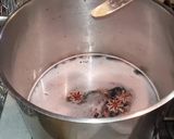 Une image de l'étape 1 de Vin chaud de Noël aux épices 🎅🥰.