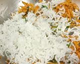 A picture of step 2 of Carrot Rice Pulao.