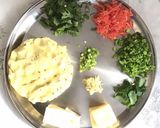 A picture of step 2 of Cheese rice bomb.