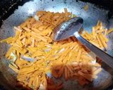 A picture of step 2 of Chicken and Vegetables Samosa.