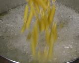 Foto del paso 1 de la receta: Macarrones con sofrito y bechamel gratinados al horno