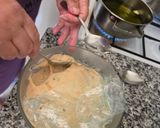 Foto del paso 2 de la receta: Buñuelos de merluza de la Pepis