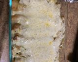 A picture of step 5 of Enchiladas Suizas.