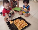 Foto langkah ke 9 dari resep Pizza rumahan.