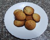 A picture of step 4 of Orange, banana cookies.