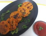 A picture of step 4 of Leftover rice tikki.