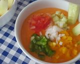 Foto del paso 4 de la receta: Salmorejo con su picadillo