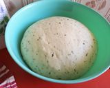 Medvehagymás zsemlekenyér recept fázis 2 fotója