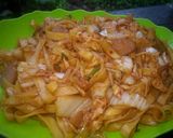 Foto langkah ke 6 dari resep Mie Tiauw Goreng.