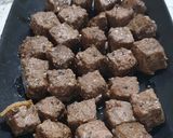 Foto langkah ke 4 dari resep Steak Cube Saikoro Wagyu dengan Saus Keju.