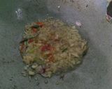 Foto langkah ke 2 dari resep Nasi goreng prapika.