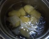 Foto langkah ke 1 dari resep Ultra Creamy Mashed Potato.
