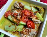 Foto langkah ke 5 dari resep Opor Ayam "Kreasi" Tomat dan Mentimun.