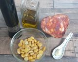 Foto del paso 1 de la receta: Morcón ibérico con altramuces al ajillo